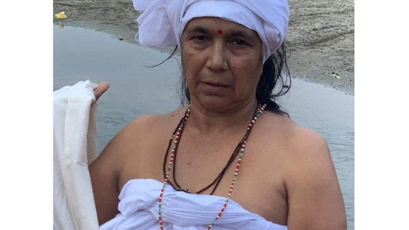 पतिको निधनपछि सिन्दूर पोते फाल्नुपर्ने प्रचलन तोडियो