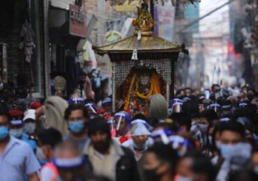 सेतो मच्छेन्द्रनाथको रथयात्रा शुरु